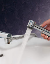Laden Sie das Bild in den Galerie-Viewer, Waschbeckenbrause | Duschkopf | Friseurdusche | WC-Dusche inkl. Schlauch und Adapter | Handbrause mit Stoppfunktion | Inkl. Wandhalterung für Brause